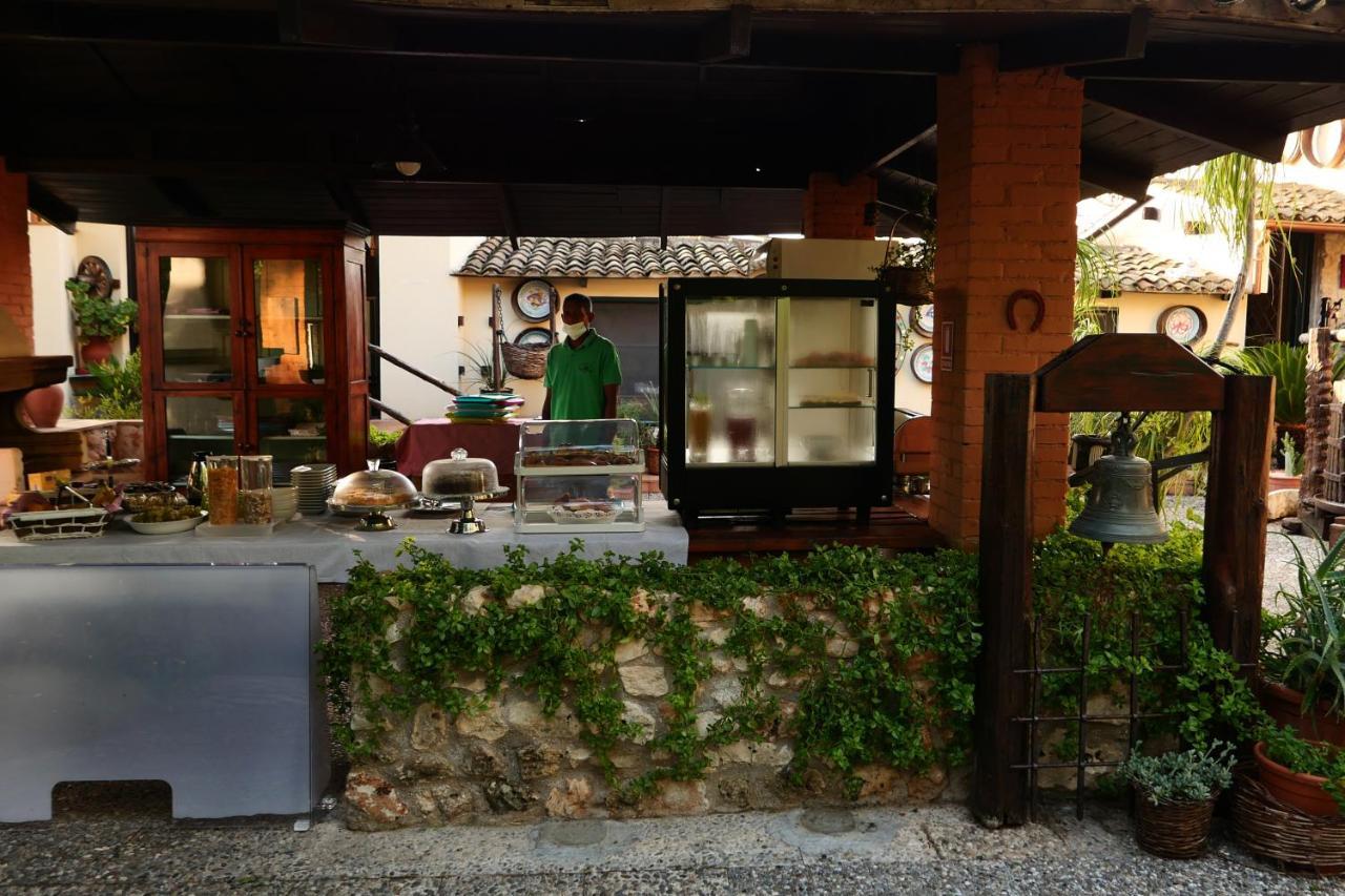 Agriturismo Papyrus Syracuse ภายนอก รูปภาพ