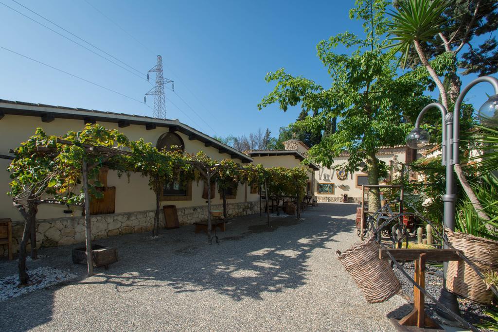 Agriturismo Papyrus Syracuse ภายนอก รูปภาพ